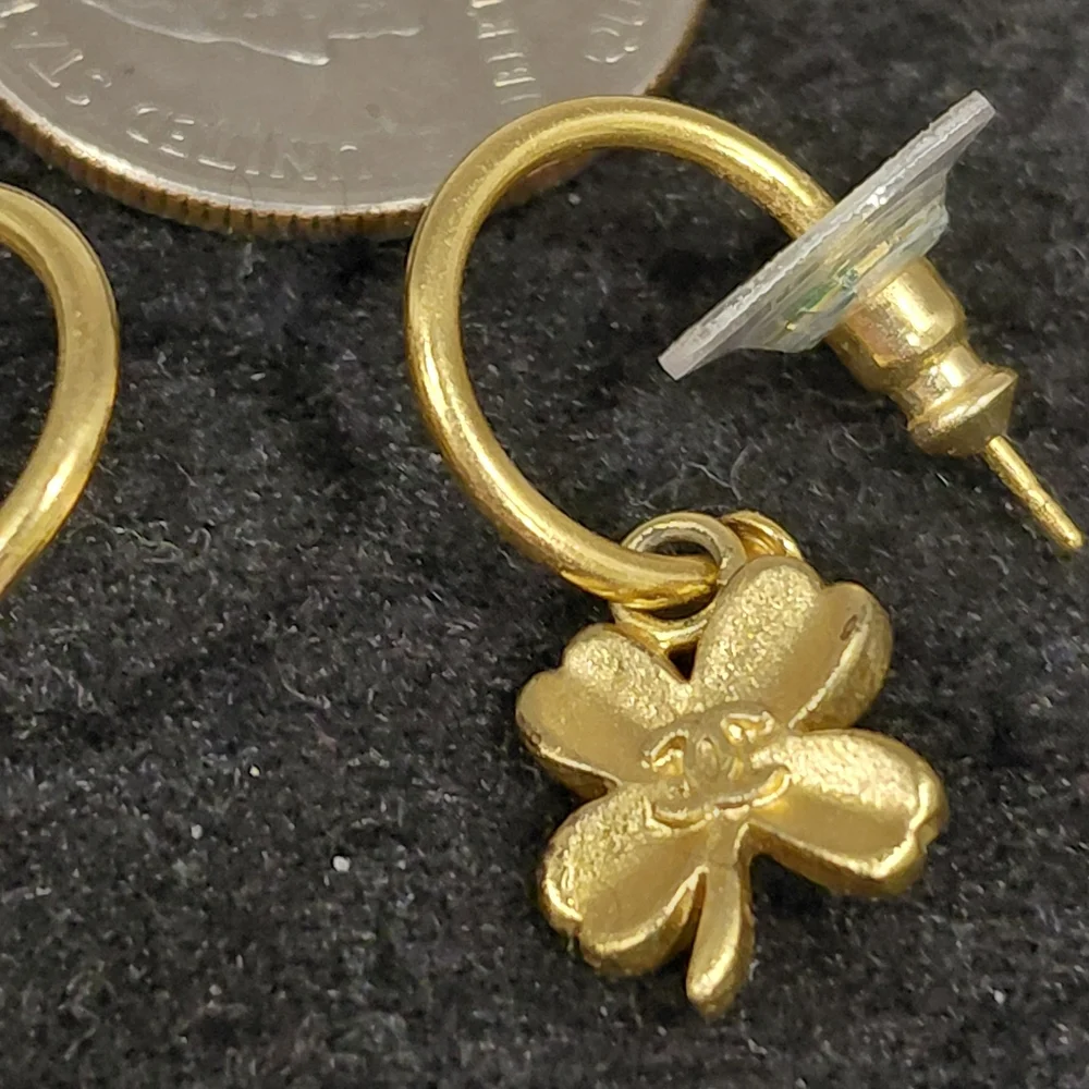 Chanel Gold Lucky 4 Leaf Clover Charm Hoop Pierced Earrings. Authentic VGC